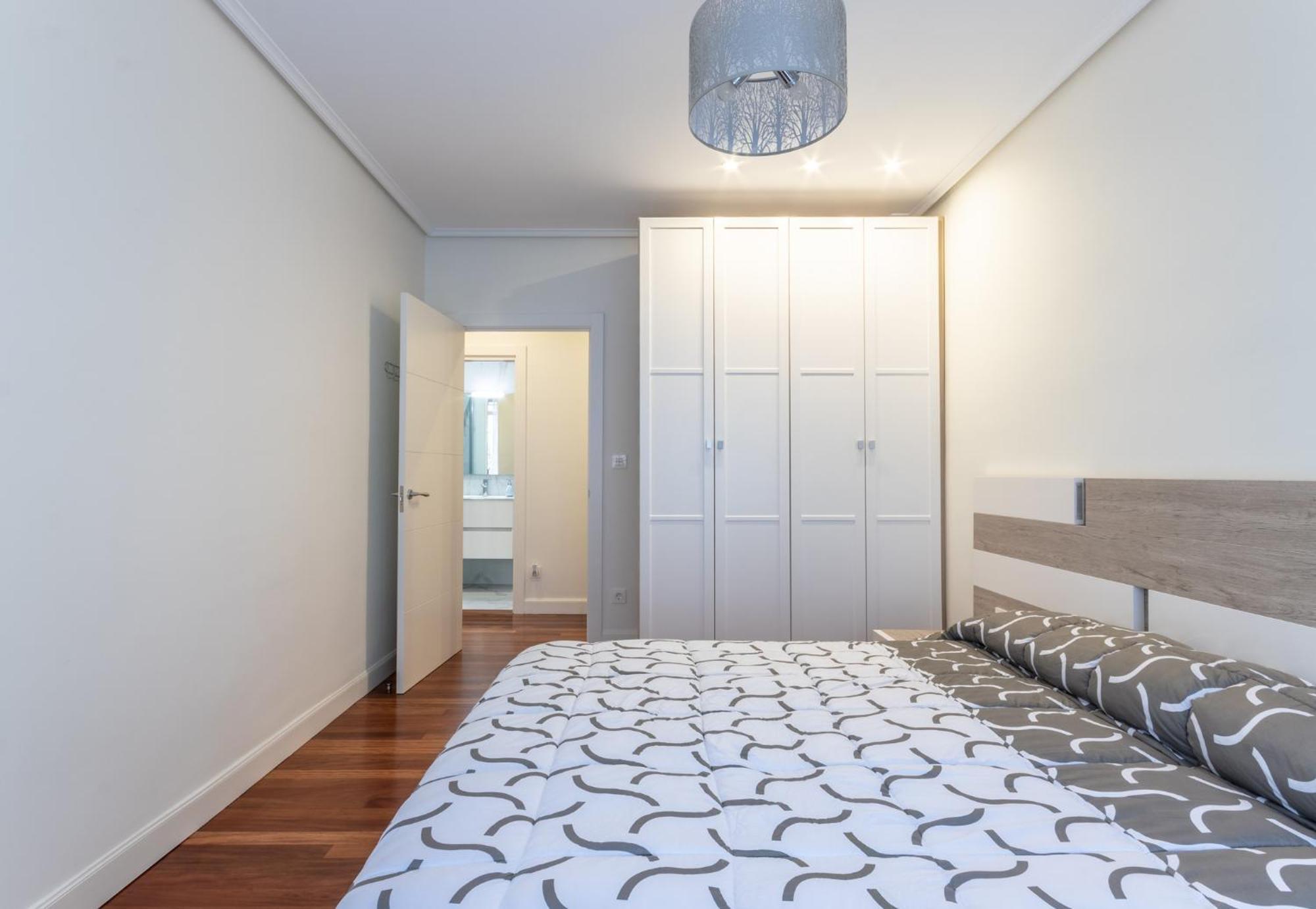 Apartamento En Indautxu Більбао Екстер'єр фото